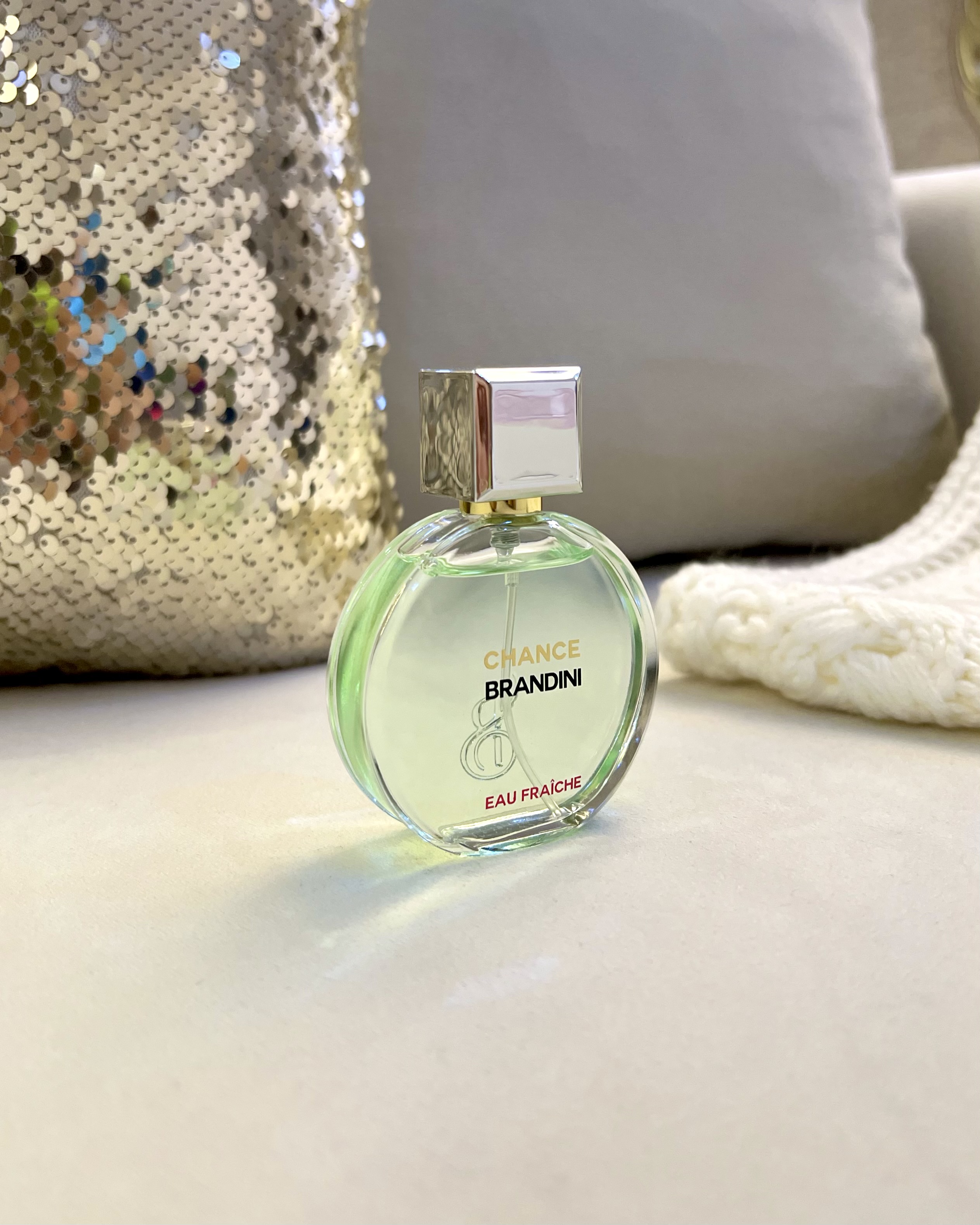 ادکلن شنل چنس او فرش💚